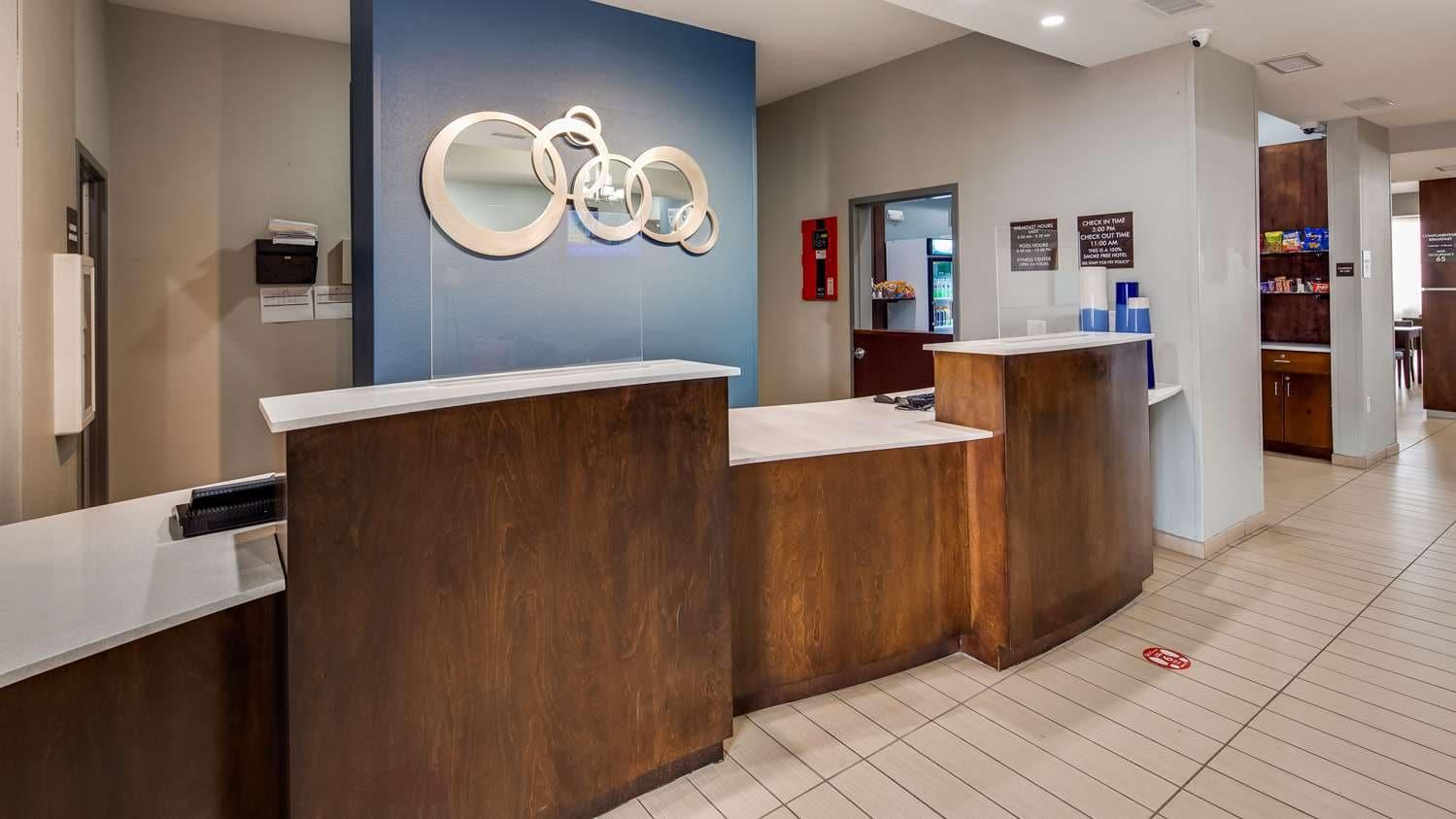 Best Western St. Louis Airport North Hotel & Suites Hazelwood Buitenkant foto